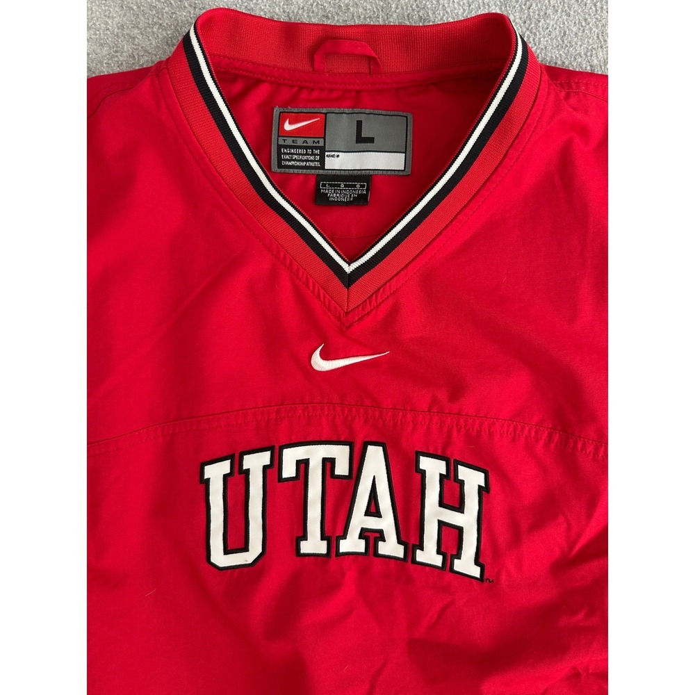 Vintage Utah Utes Windbreaker Pullover Jacket Large Red V-Neck Nike Team NCAA - Picture 2 of 9